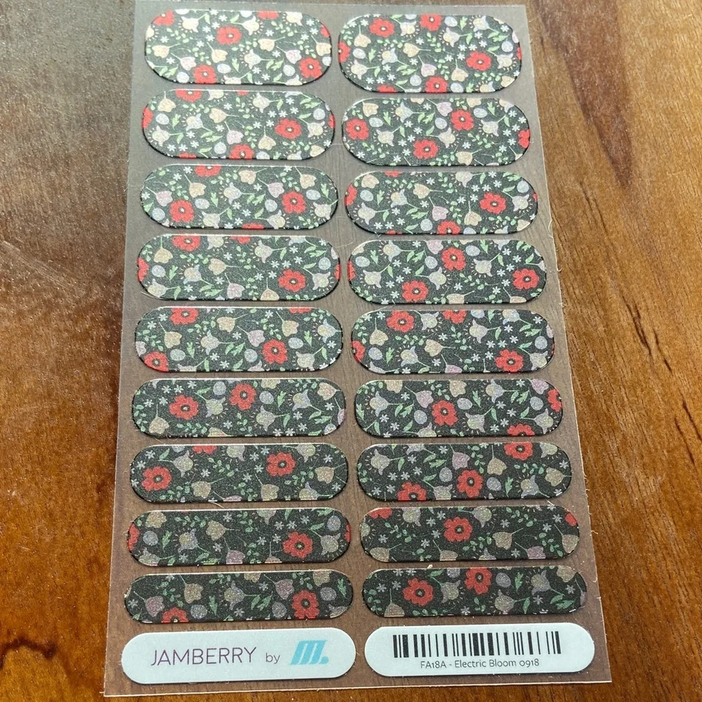 Jamberry Electric Bloom Nail Wraps - Red and Black